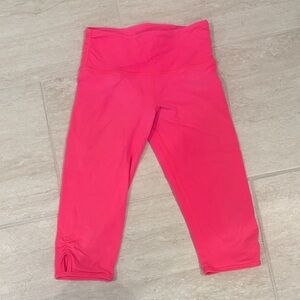 Lululemon Pink cropped Leggings size 2